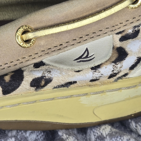 SPERRY ANGELFISH LEOPARD JACQUARD SLIP-ON BOAT SHOES TOPSIDER TAN/GOLD SIZE 8 - Picture 2 of 9